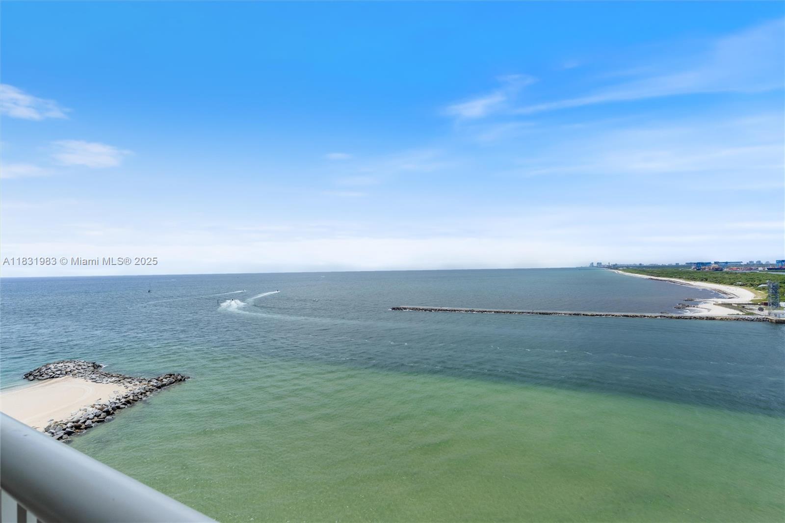 POINT OF AMERICAS - Residential