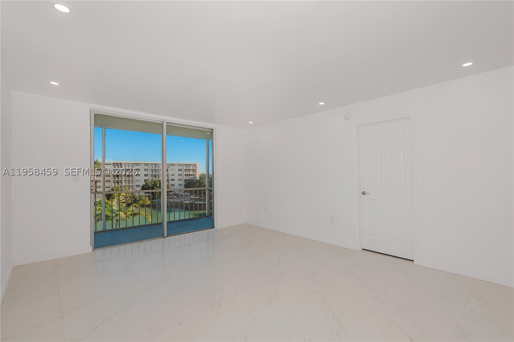 POINT EAST SEC II CONDO - Residential