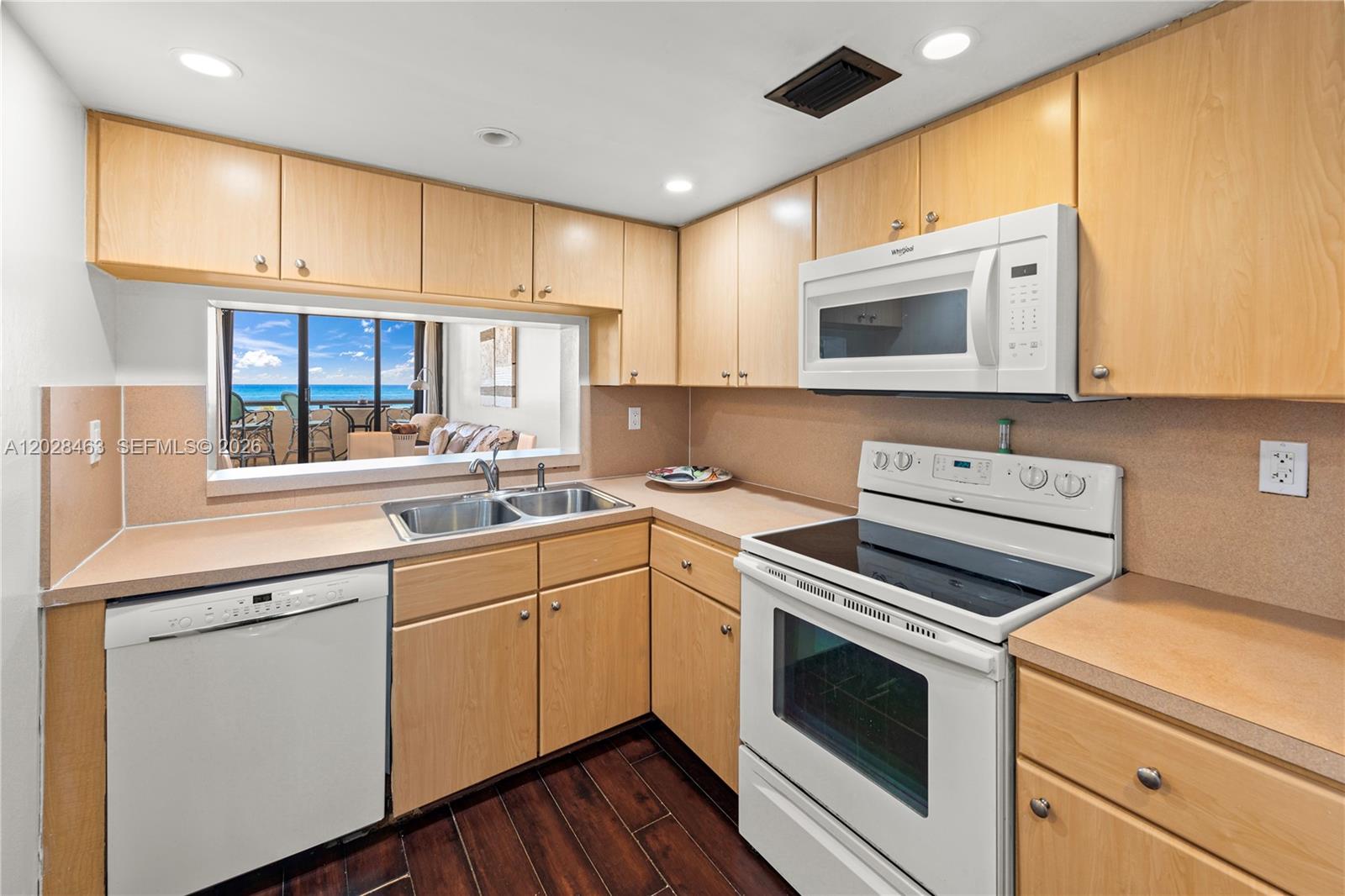 CLUB ATLANTIS CONDO - Residential Lease