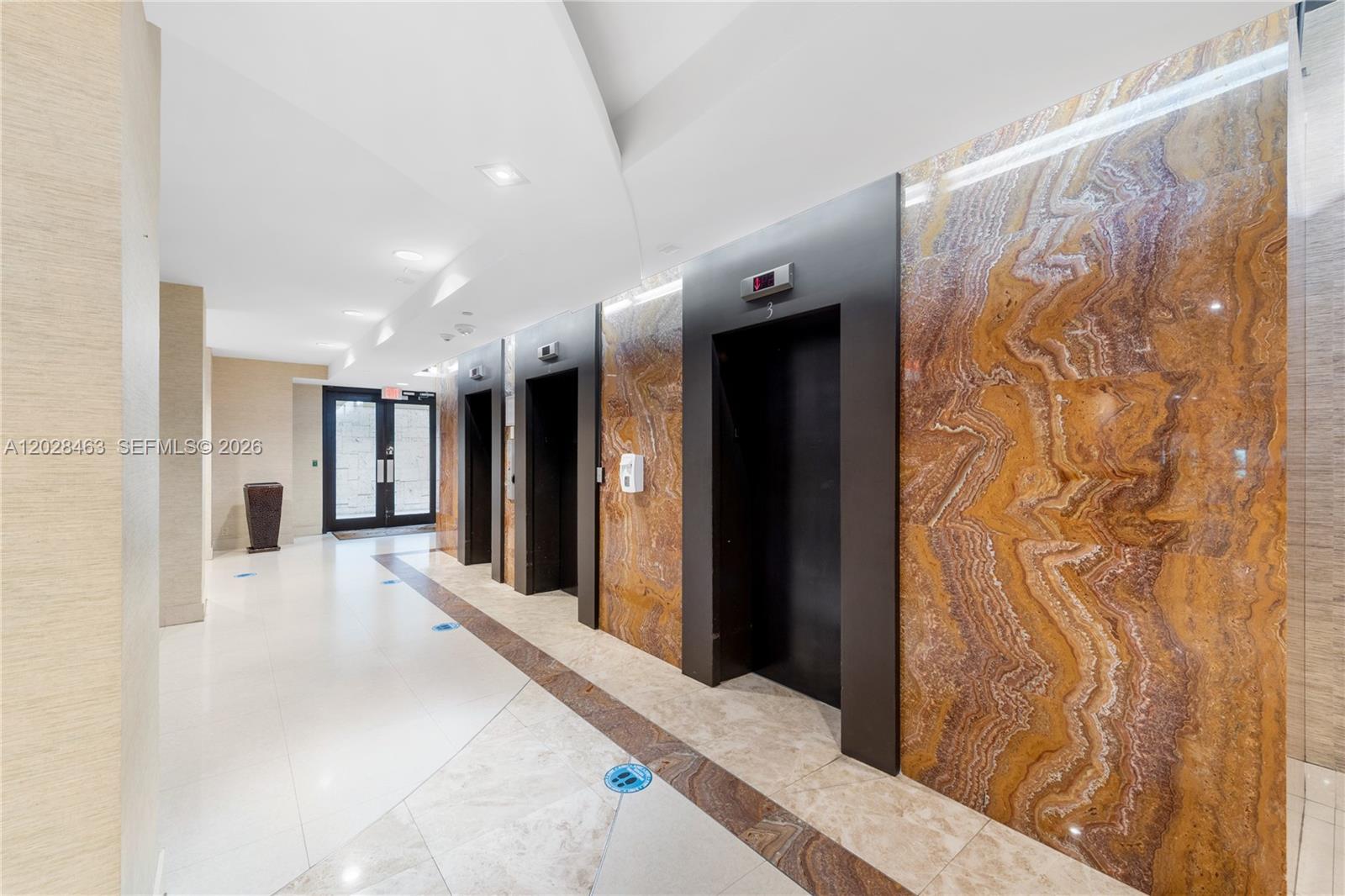 CLUB ATLANTIS CONDO - Residential Lease