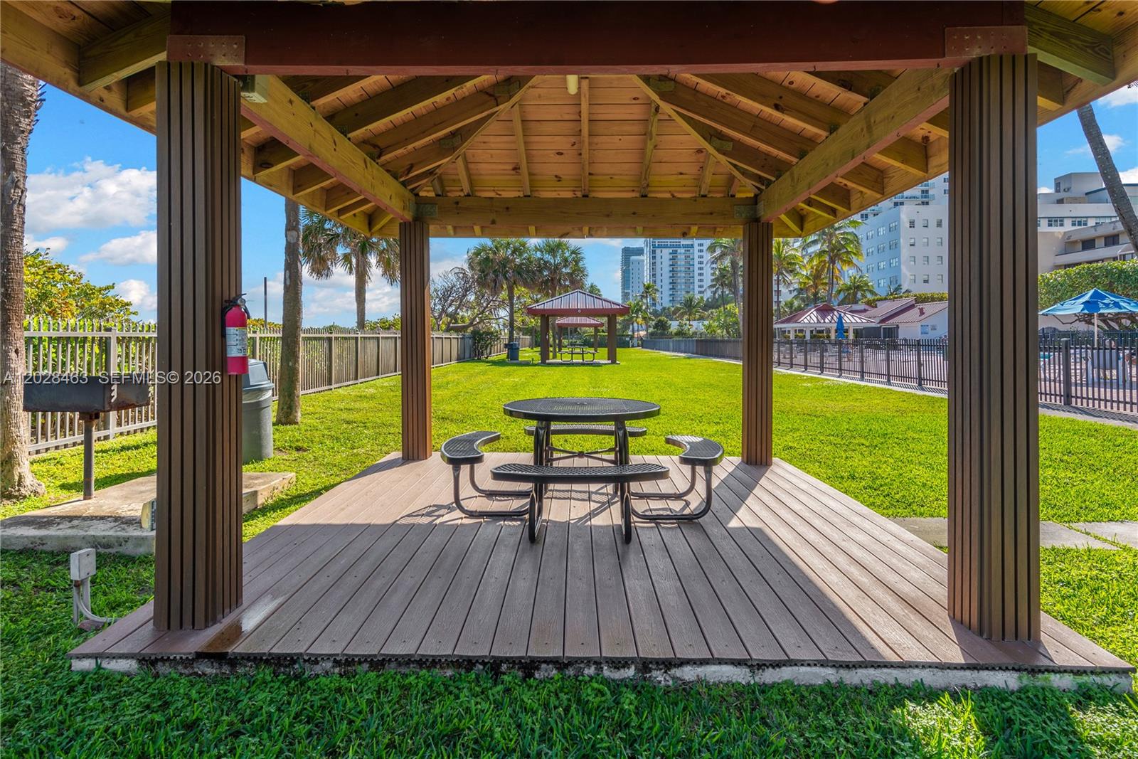 CLUB ATLANTIS CONDO - Residential Lease