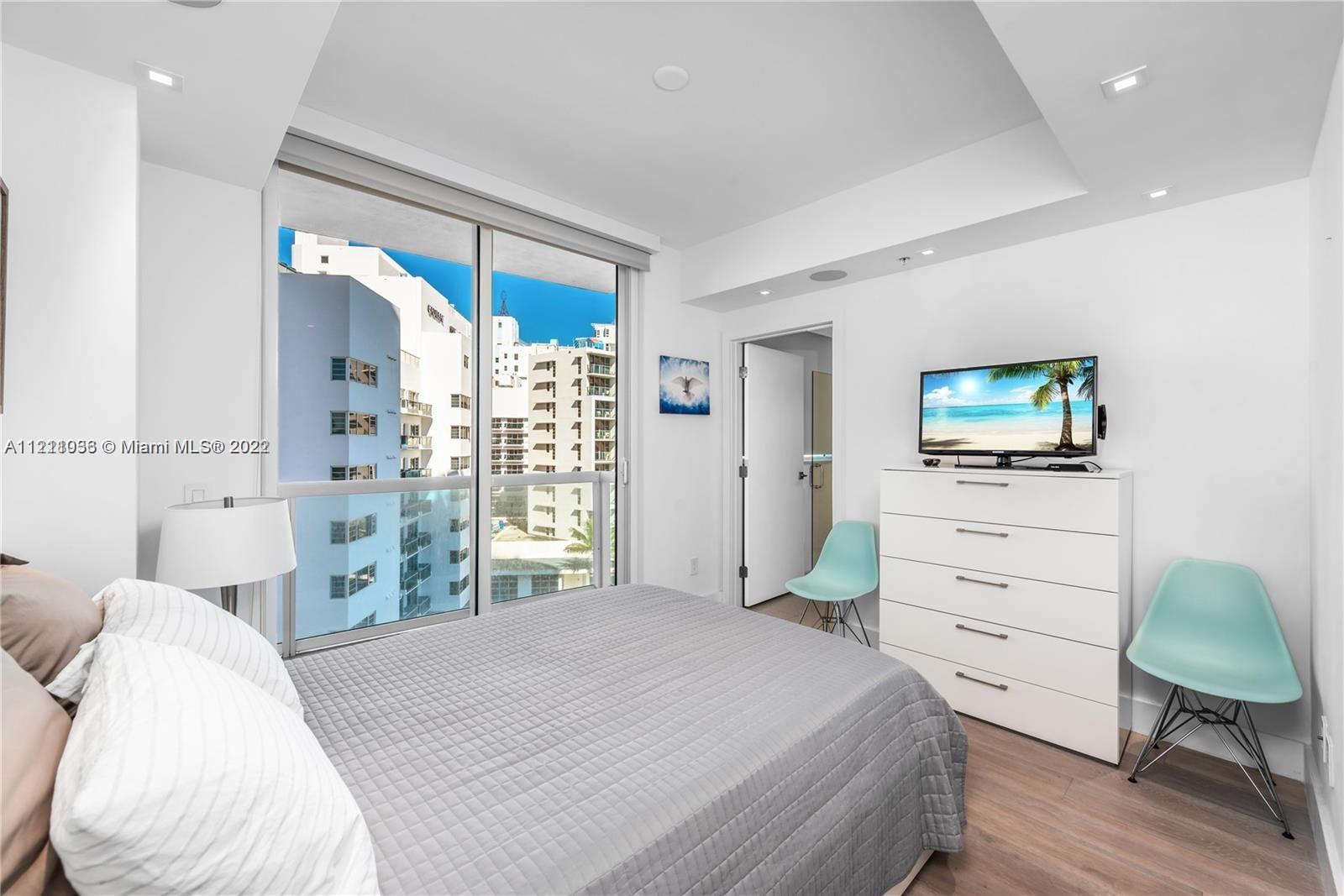 MOSAIC ON MIAMI BEACH CON - Residential Lease