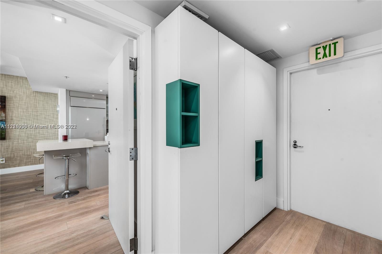 MOSAIC ON MIAMI BEACH CON - Residential Lease