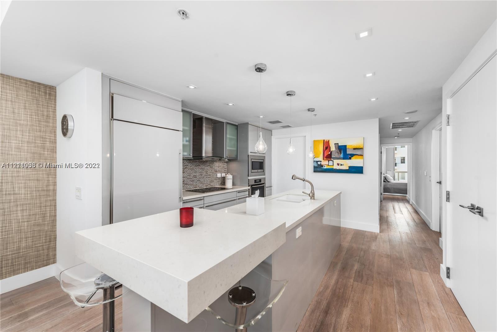 MOSAIC ON MIAMI BEACH CON - Residential Lease