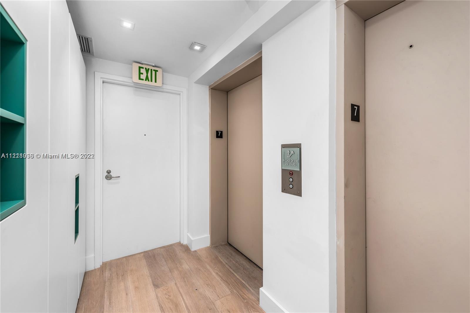 MOSAIC ON MIAMI BEACH CON - Residential Lease
