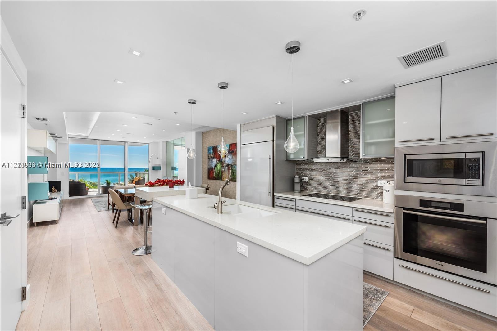 MOSAIC ON MIAMI BEACH CON - Residential Lease