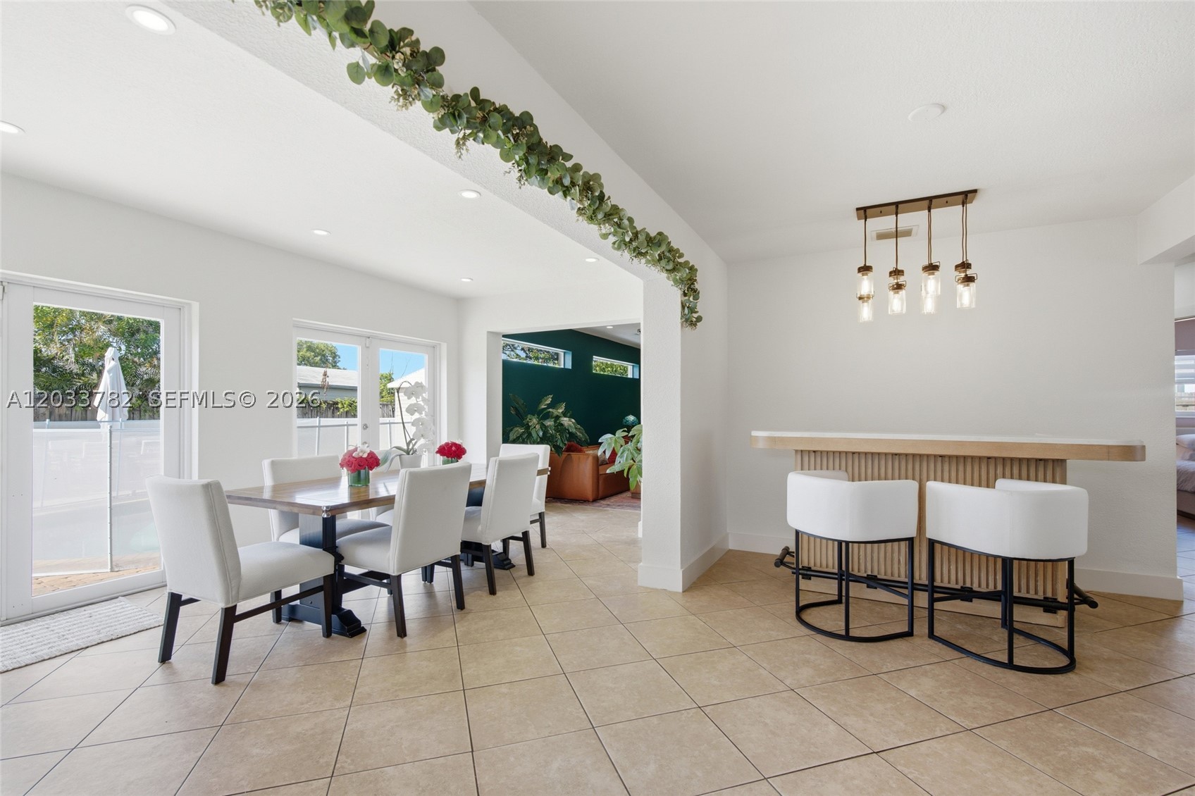 PEMBROKE RANCHES - Residential