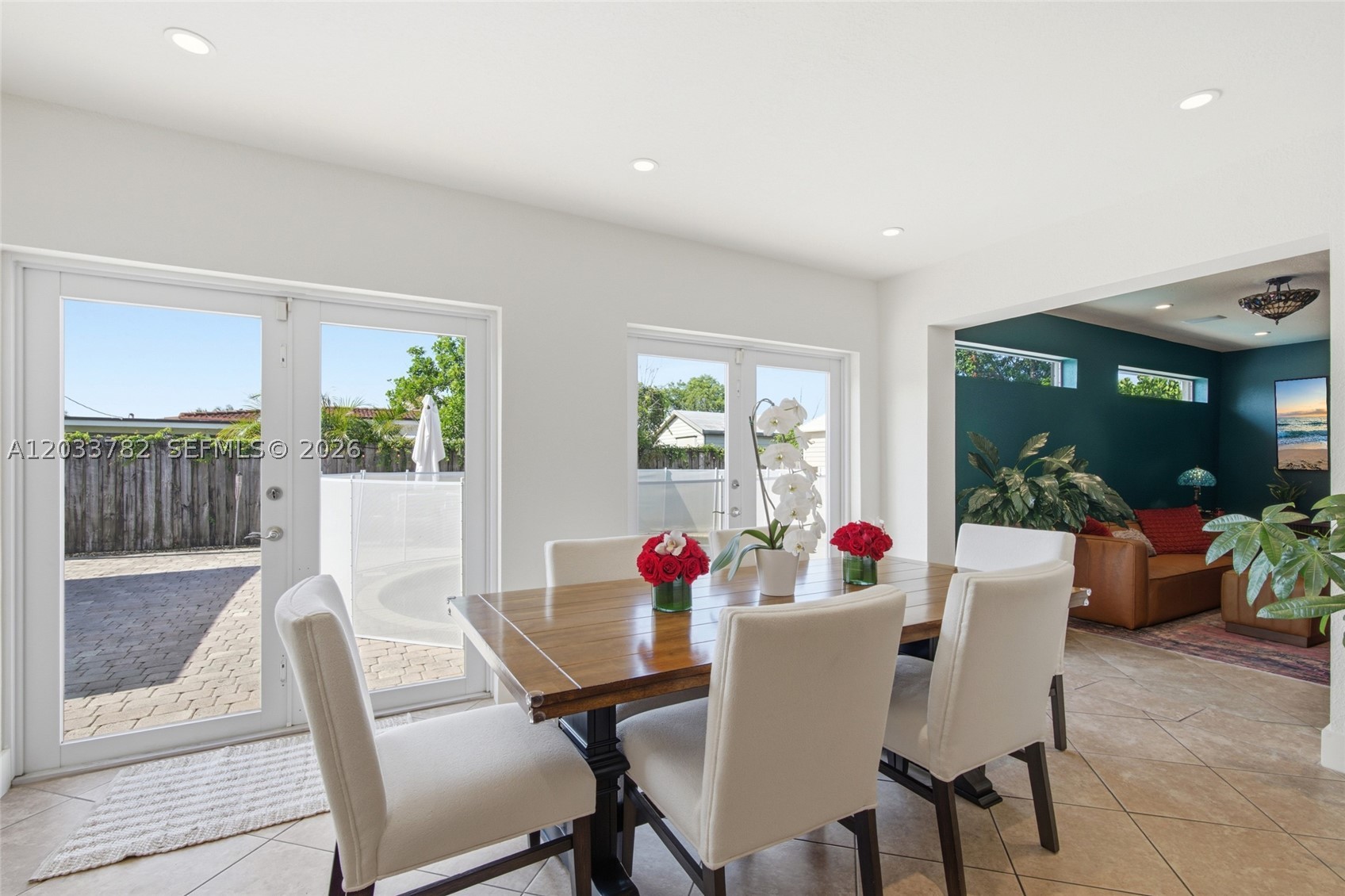 PEMBROKE RANCHES - Residential