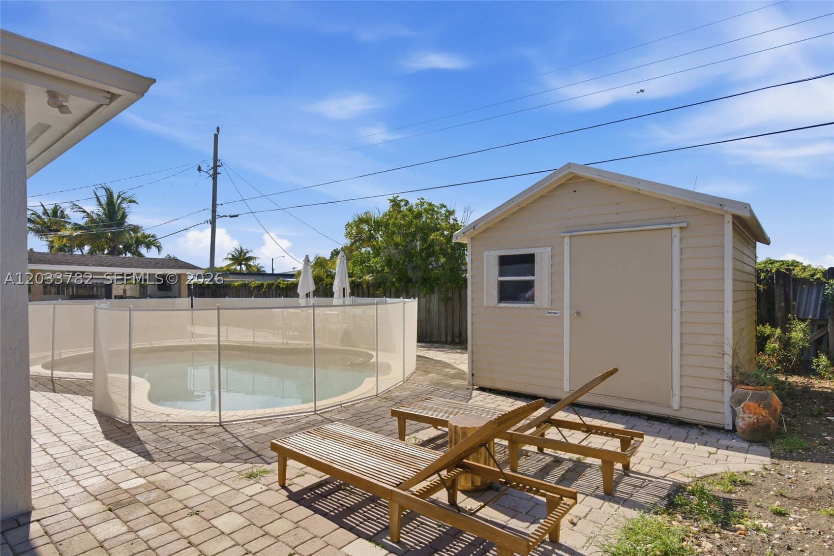 PEMBROKE RANCHES - Residential