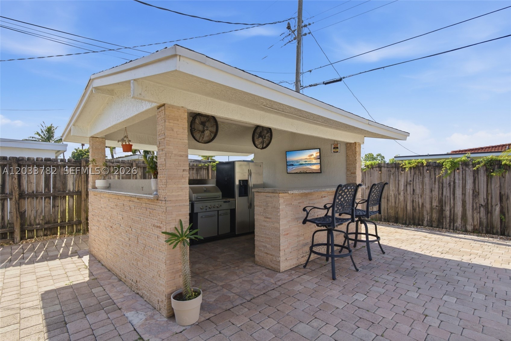 PEMBROKE RANCHES - Residential