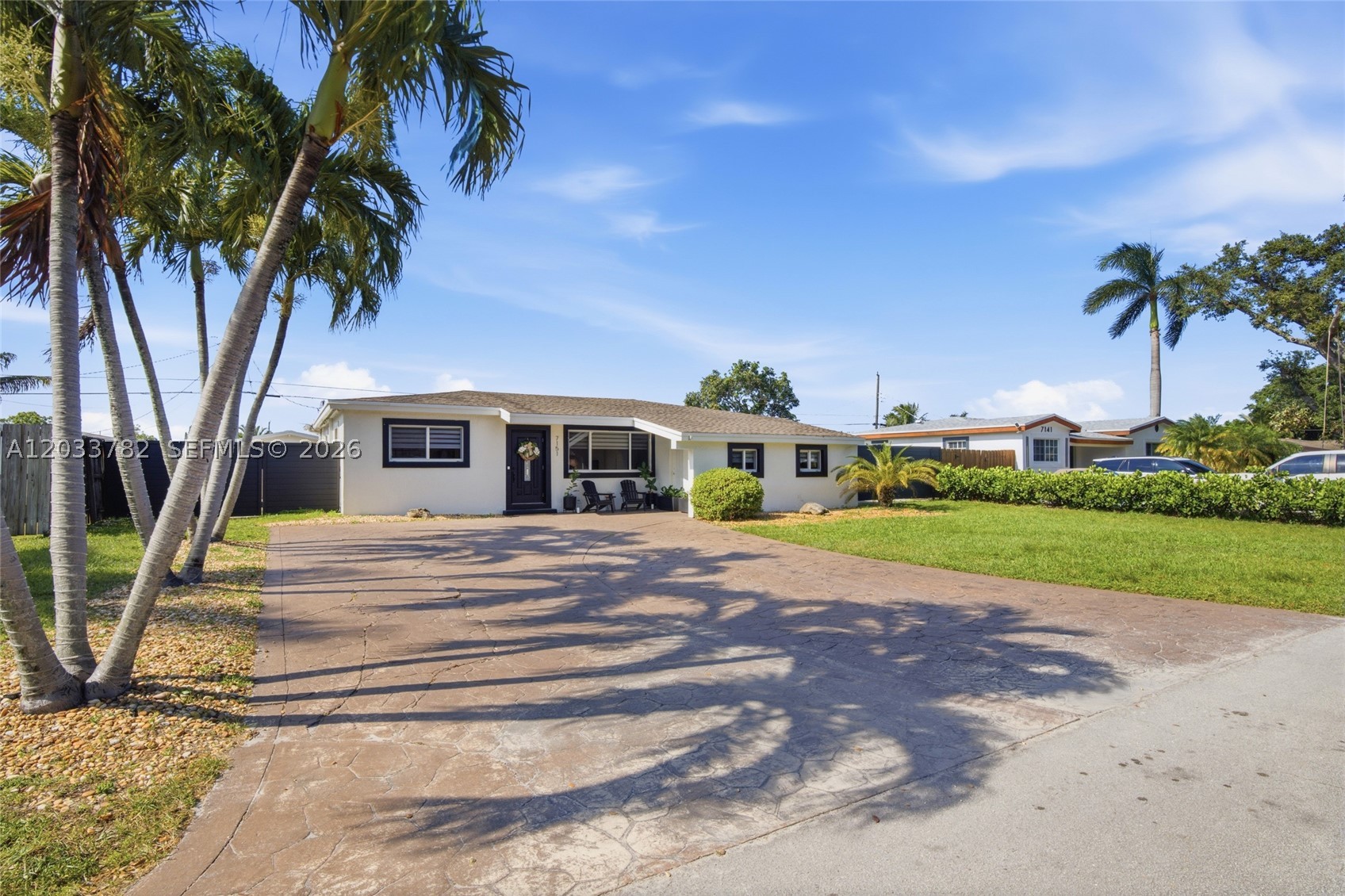 PEMBROKE RANCHES - Residential