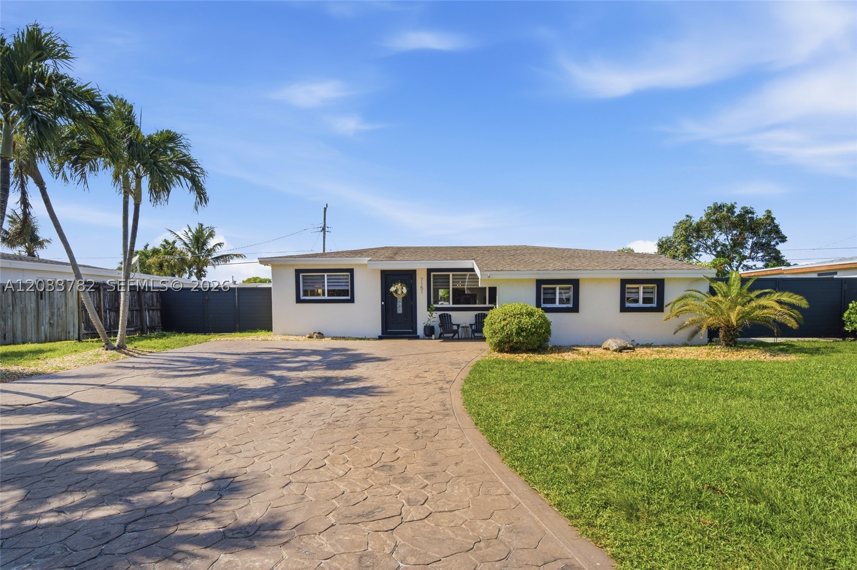PEMBROKE RANCHES - Residential