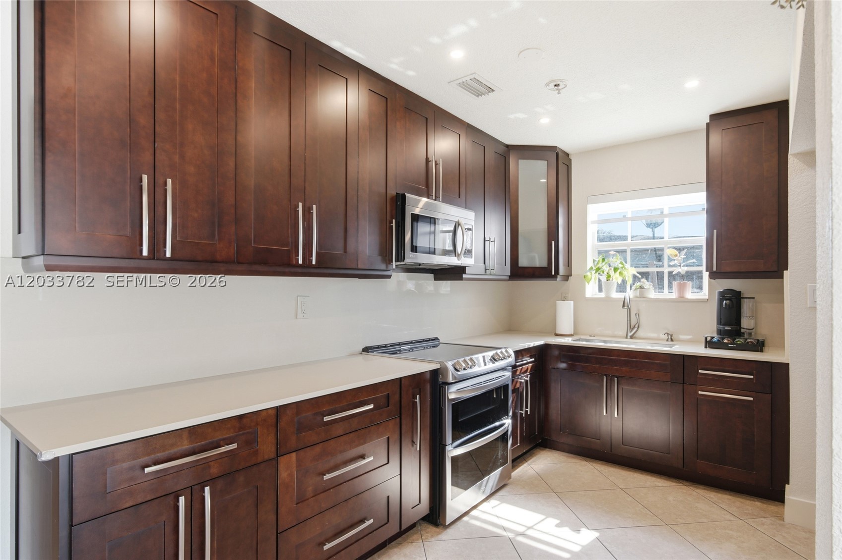 PEMBROKE RANCHES - Residential