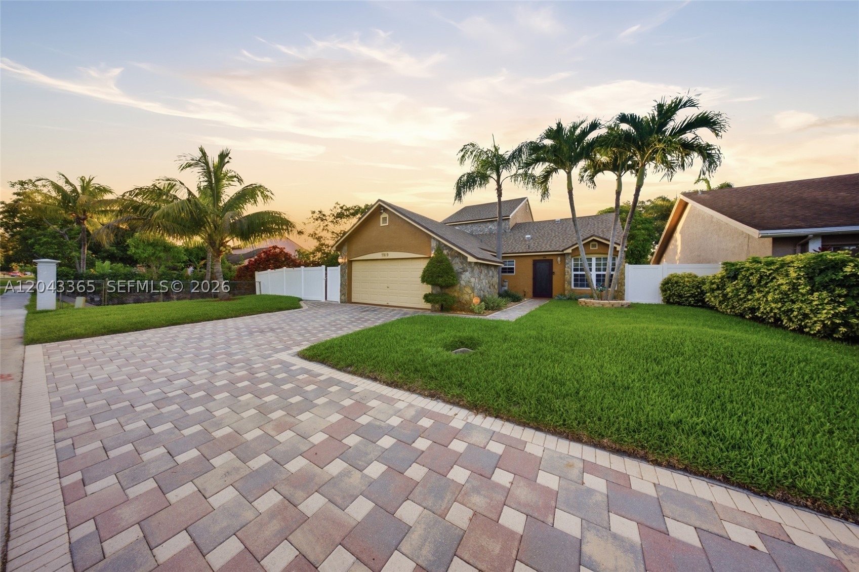 CITY OF LAUDERHILL SEC ONE - Residential