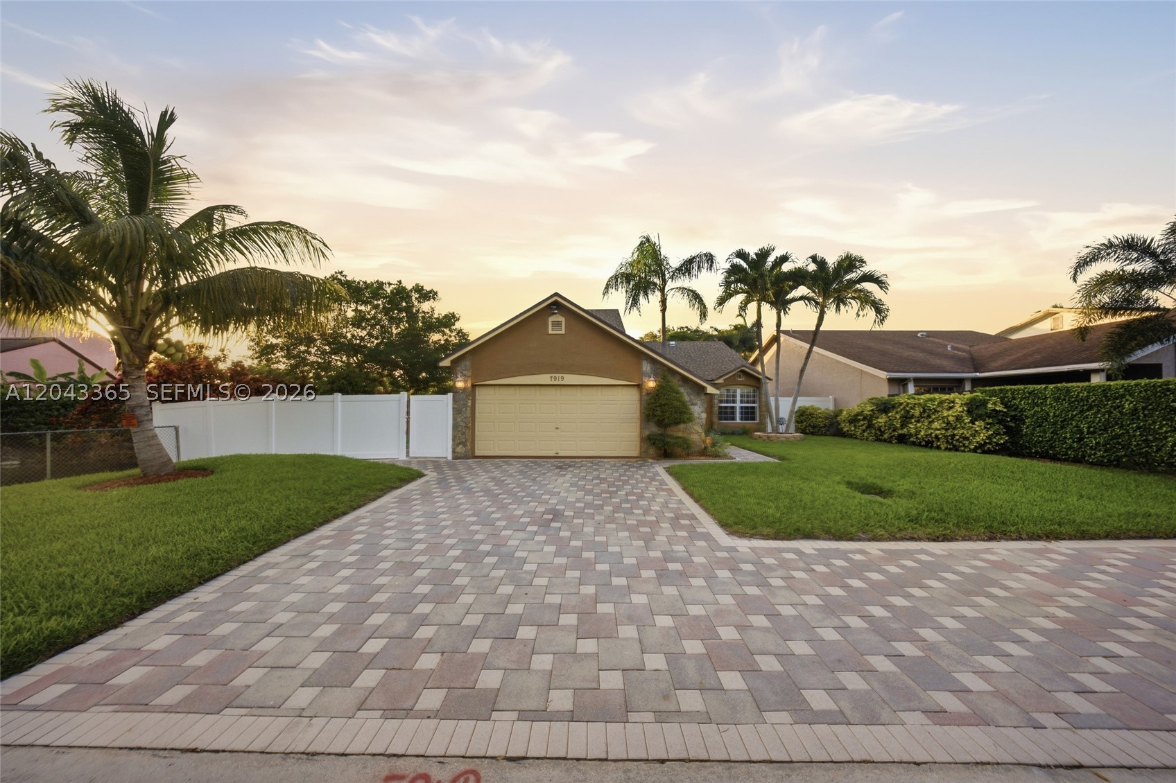 CITY OF LAUDERHILL SEC ONE - Residential