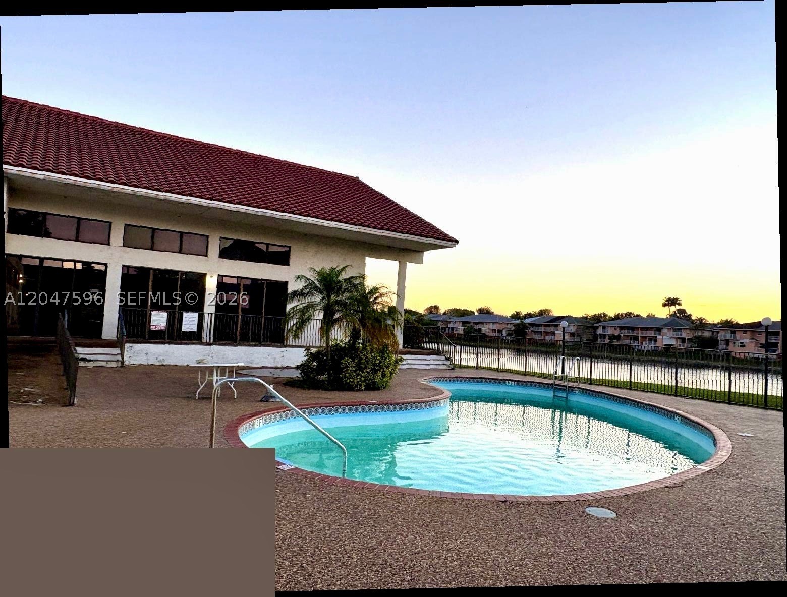 MIRA LAGO CONDO - Residential Lease
