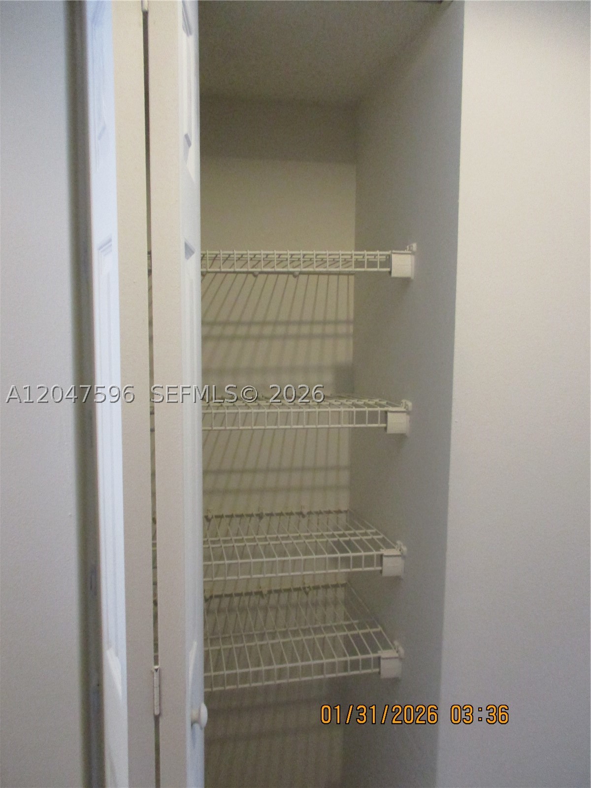MIRA LAGO CONDO - Residential Lease