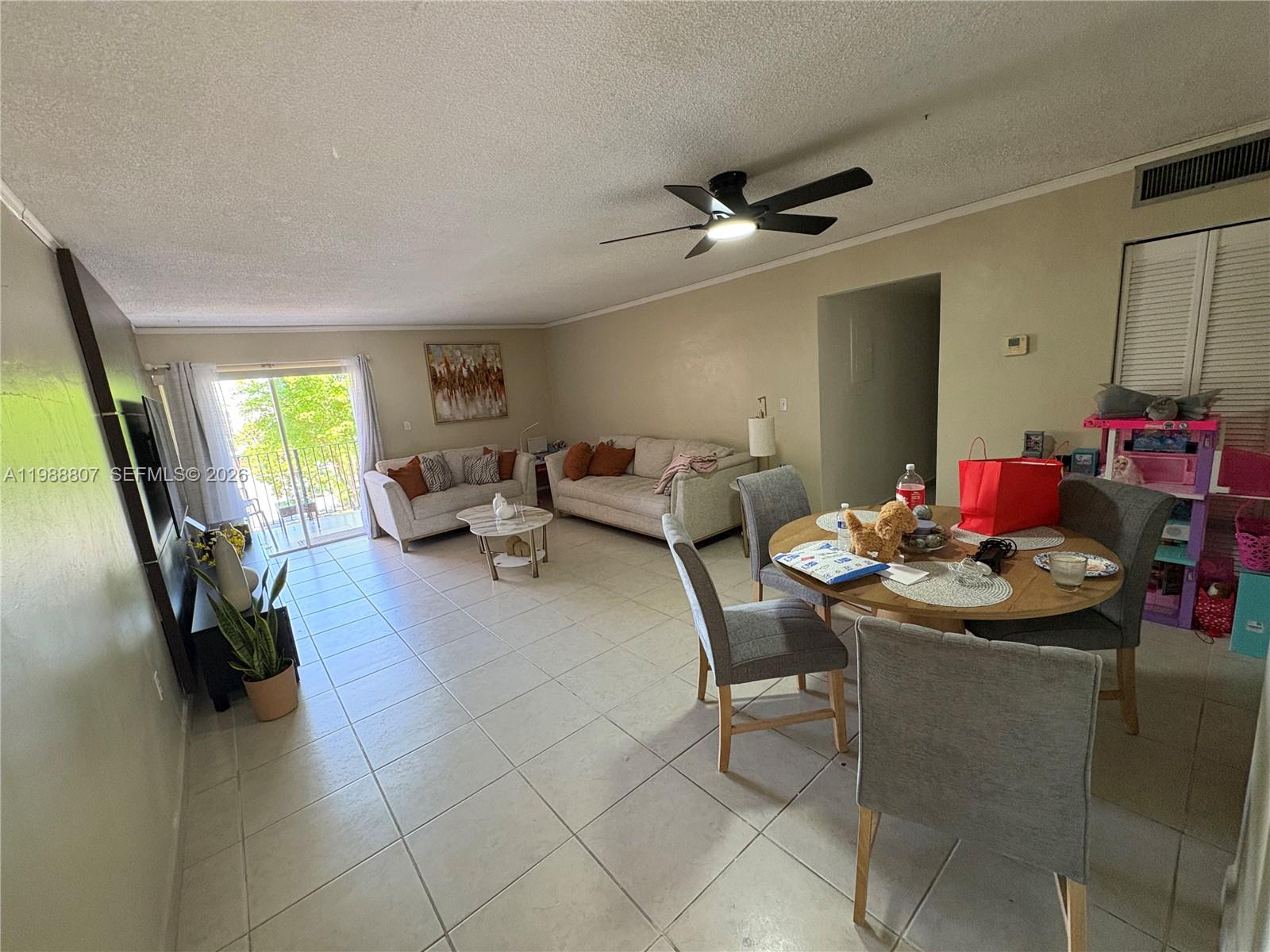 PALM-WEST GARDENS CONDO - Residential