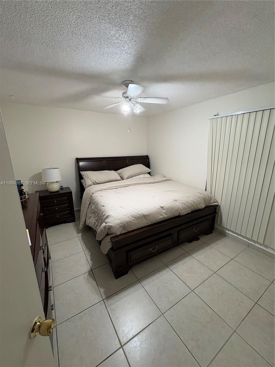 PALM-WEST GARDENS CONDO - Residential