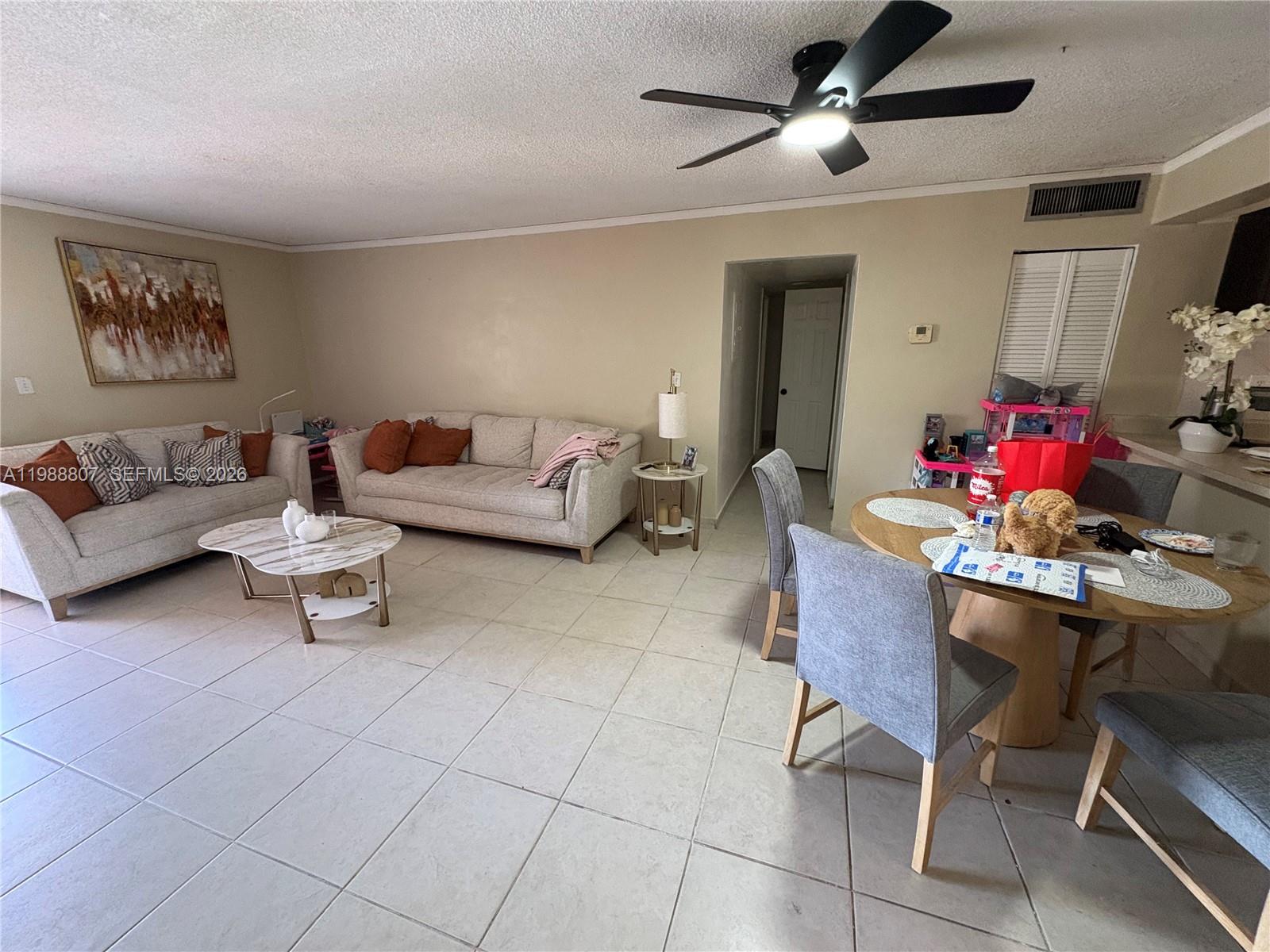 PALM-WEST GARDENS CONDO - Residential