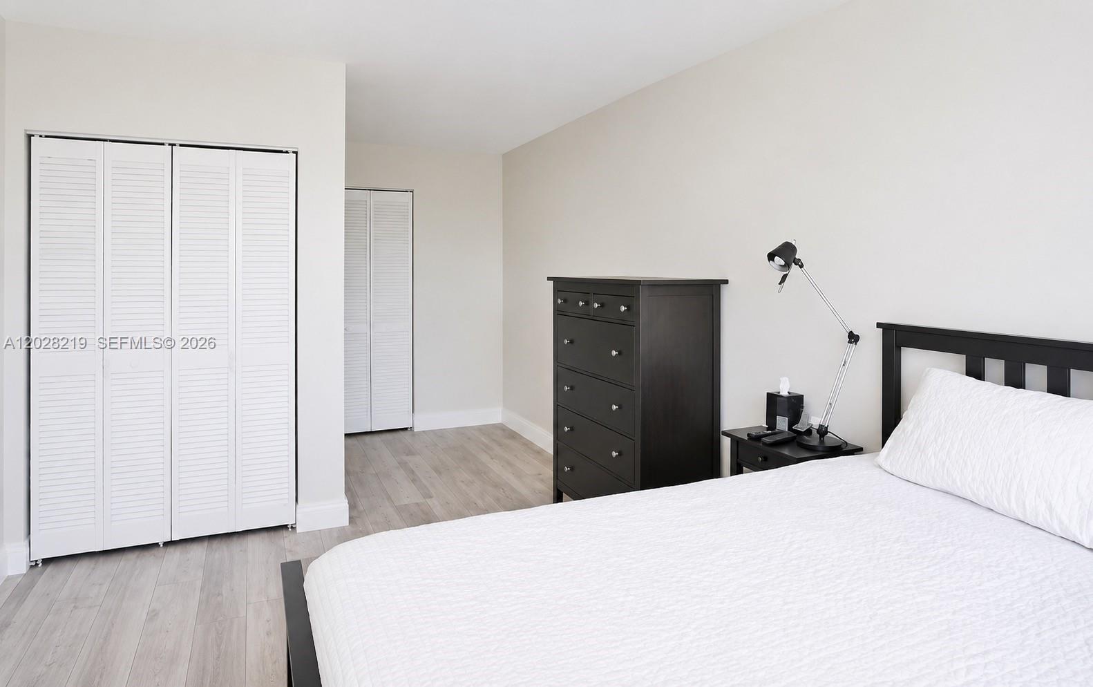OLYMPUS CONDO PHASE - Residential