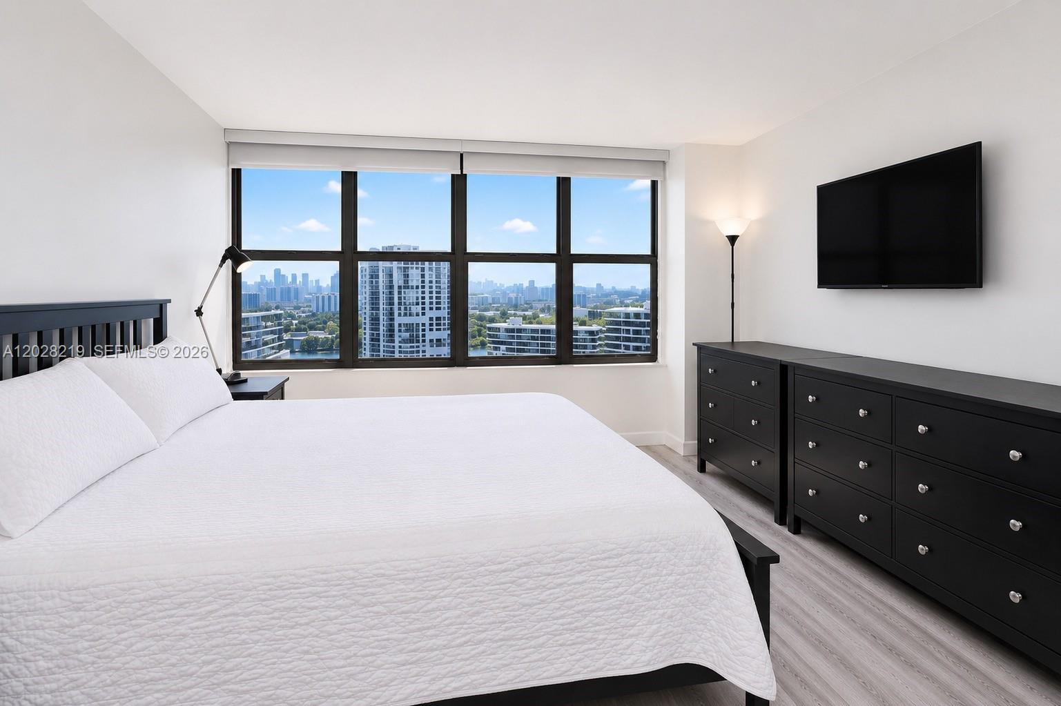 OLYMPUS CONDO PHASE - Residential