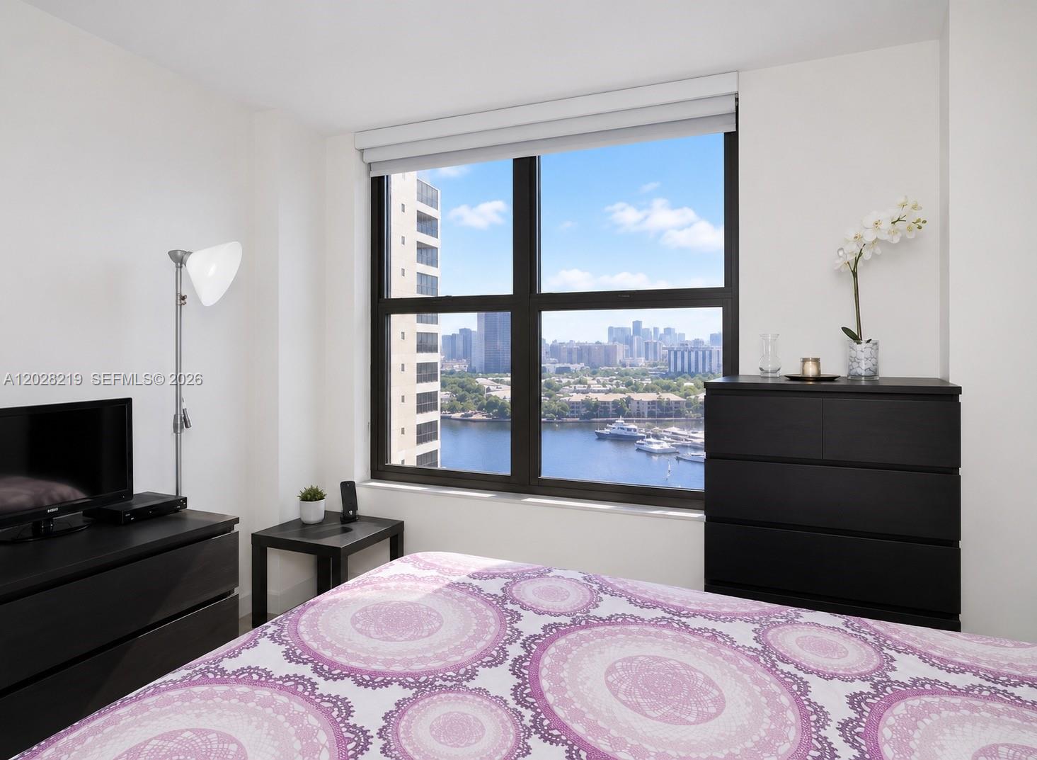 OLYMPUS CONDO PHASE - Residential