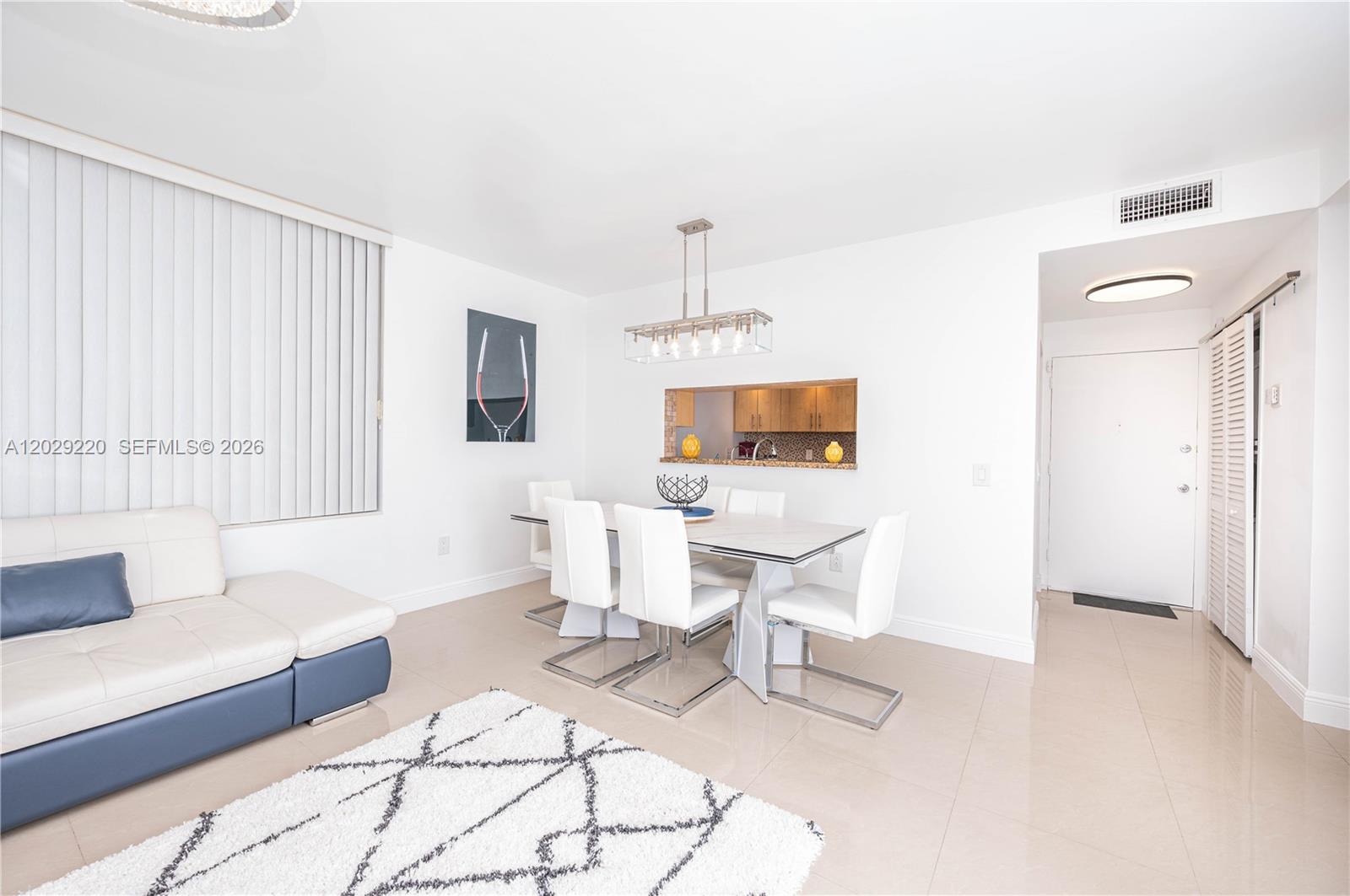 ALEXANDER TOWERS CONDO - Residential Lease
