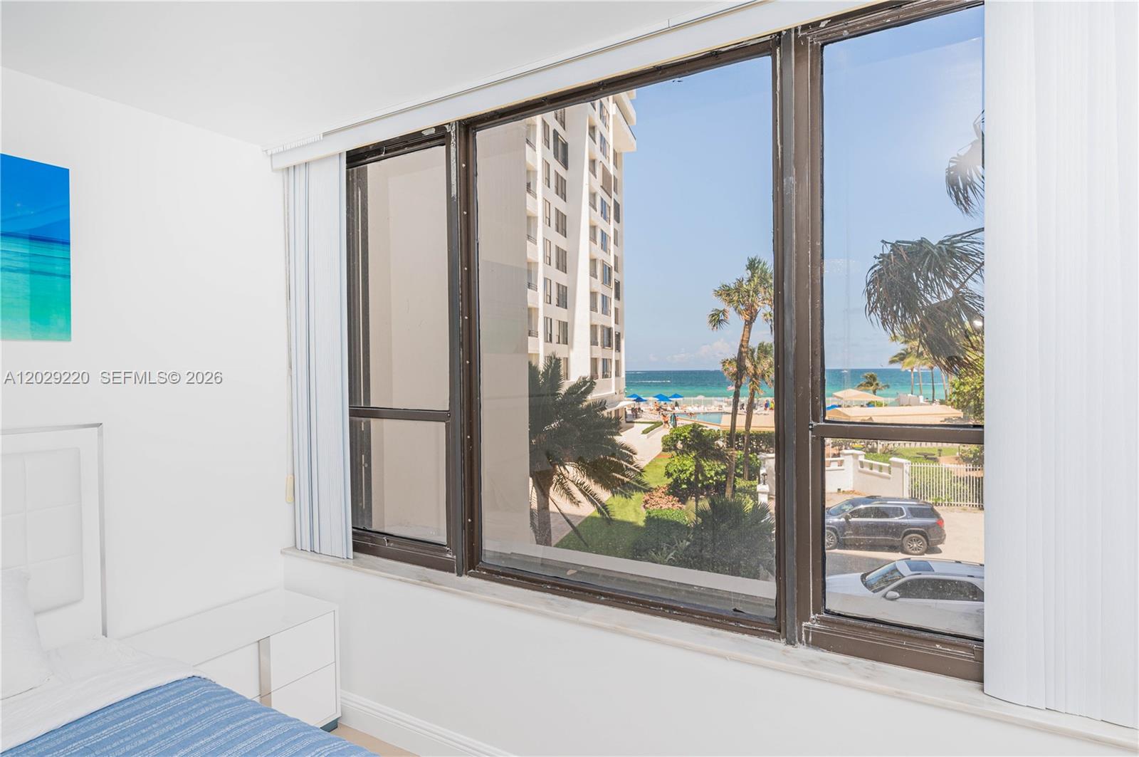 ALEXANDER TOWERS CONDO - Residential Lease