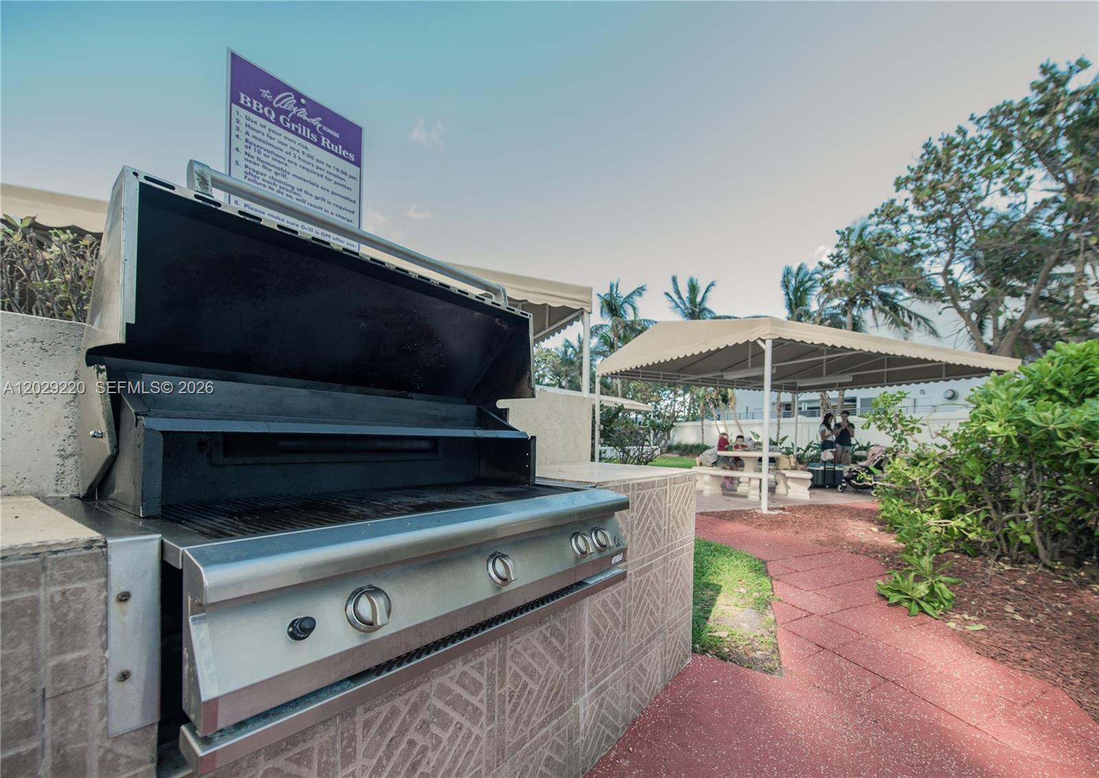ALEXANDER TOWERS CONDO - Residential Lease