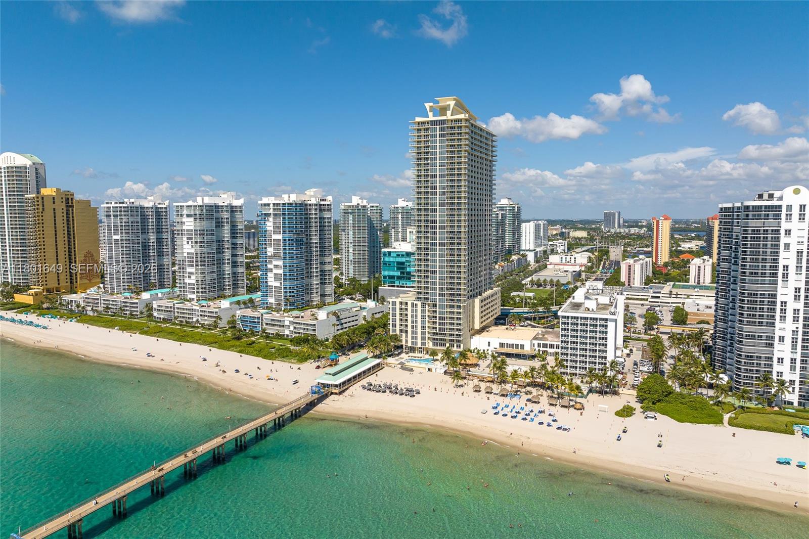 LA PERLA CONDO - Residential