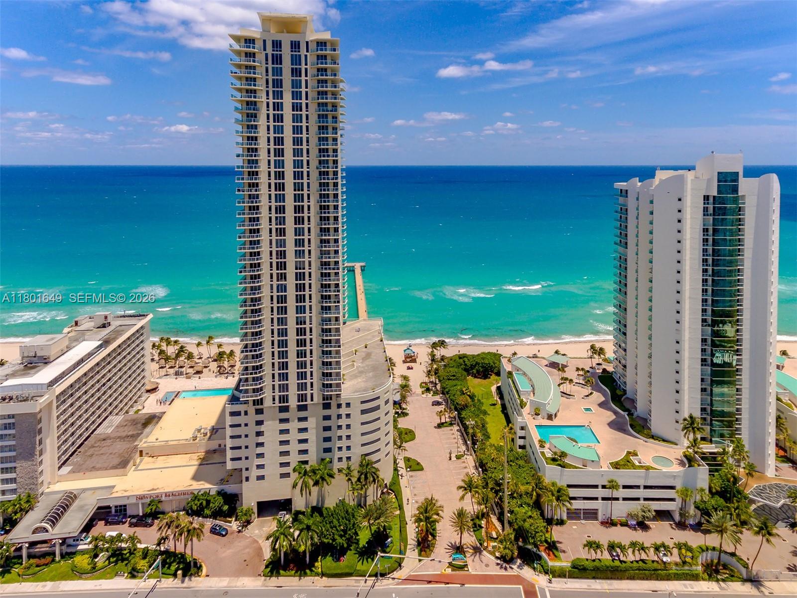 LA PERLA CONDO - Residential