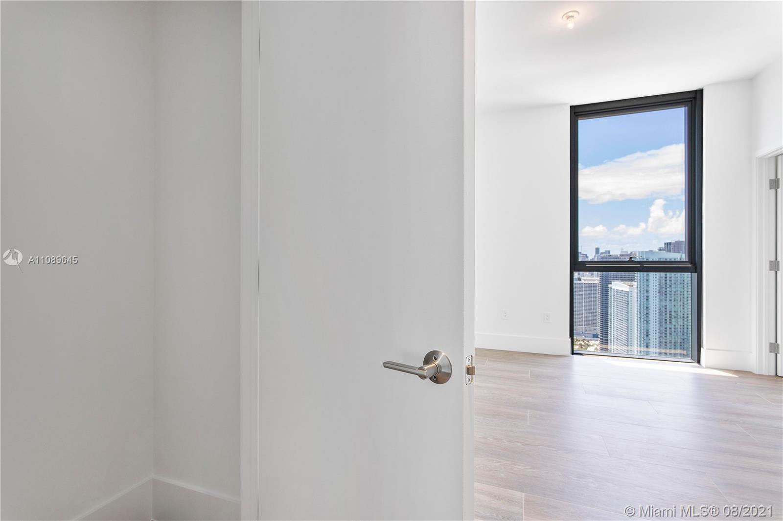 Elysee Condo - Residential