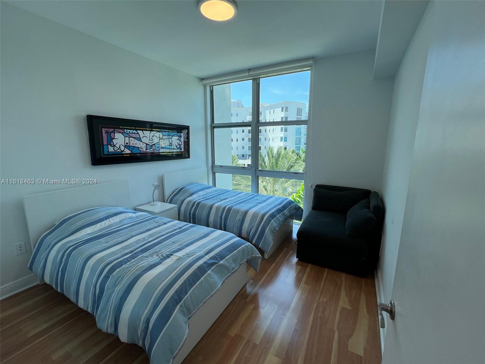 THE ATRIUM AT AVENTURA CO - Residential