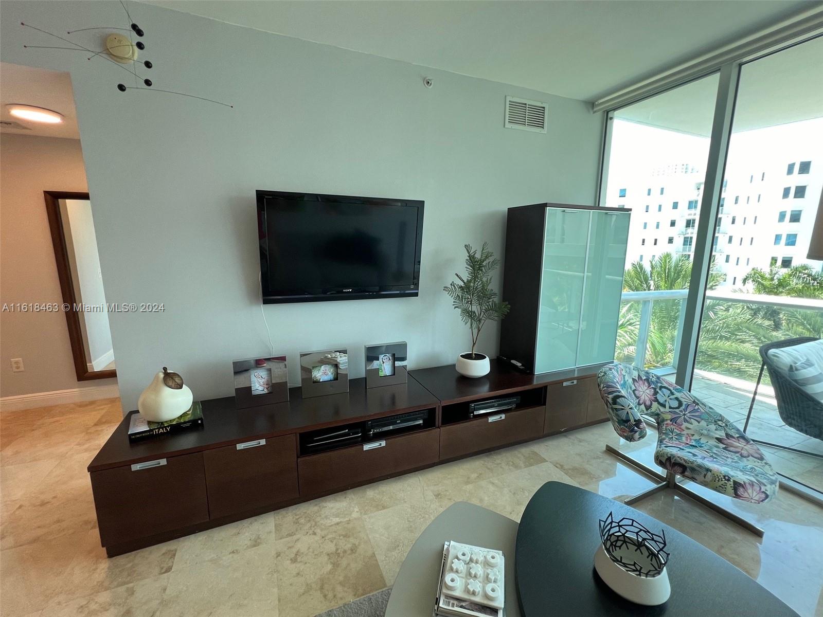 THE ATRIUM AT AVENTURA CO - Residential