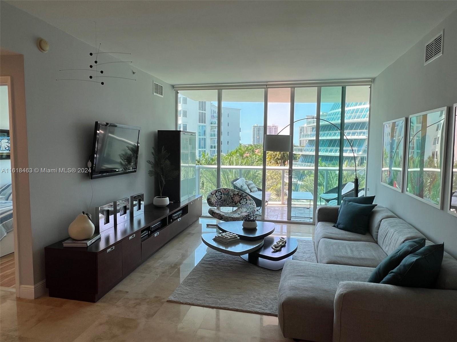 THE ATRIUM AT AVENTURA CO - Residential