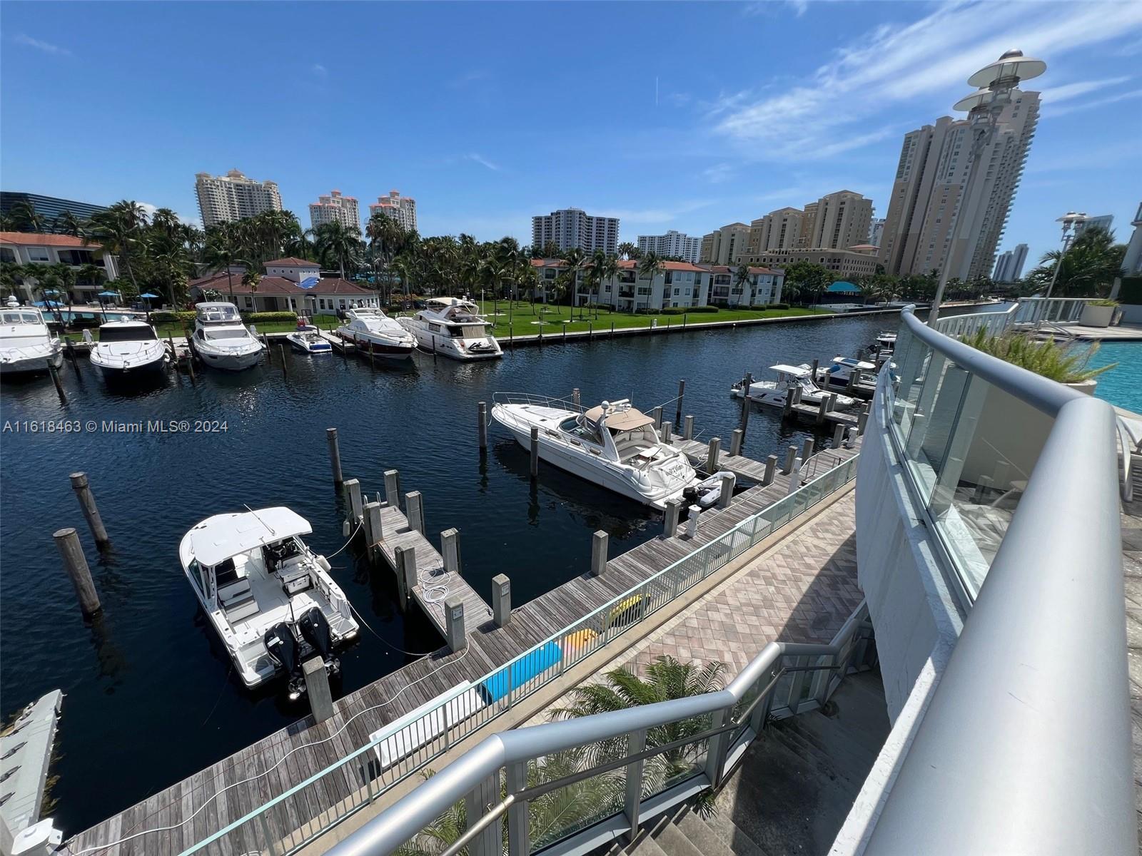 THE ATRIUM AT AVENTURA CO - Residential