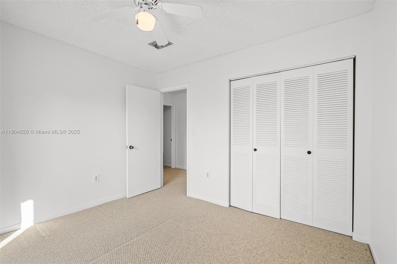 OASIS CONDO NO 3 - Residential Lease