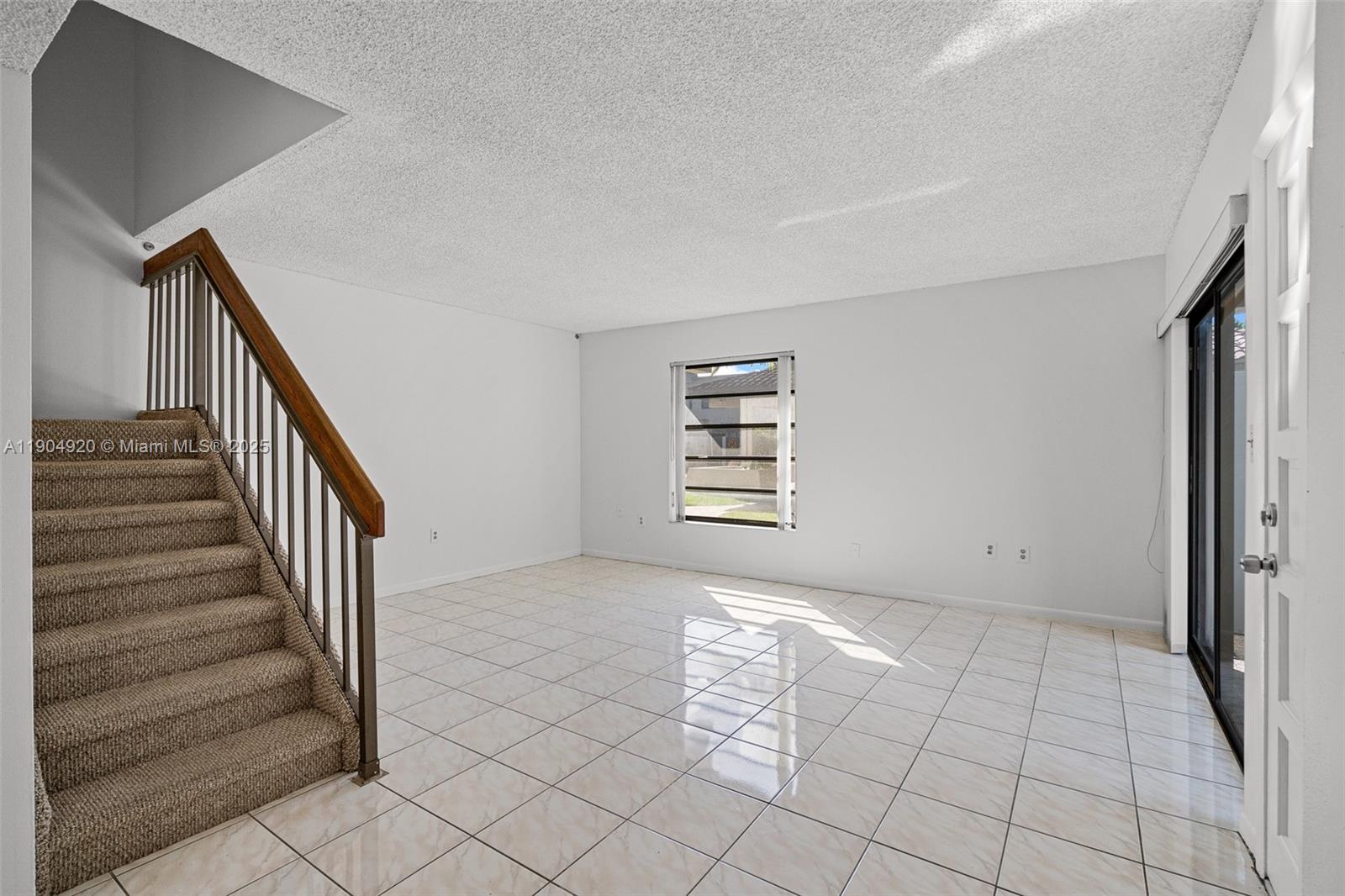 OASIS CONDO NO 3 - Residential Lease