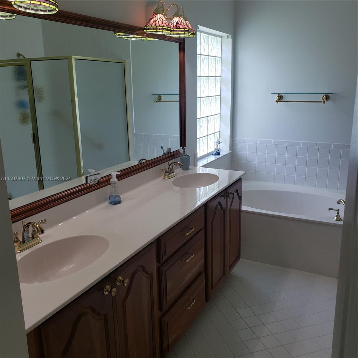 MARINER VILLAGE - Residential Lease