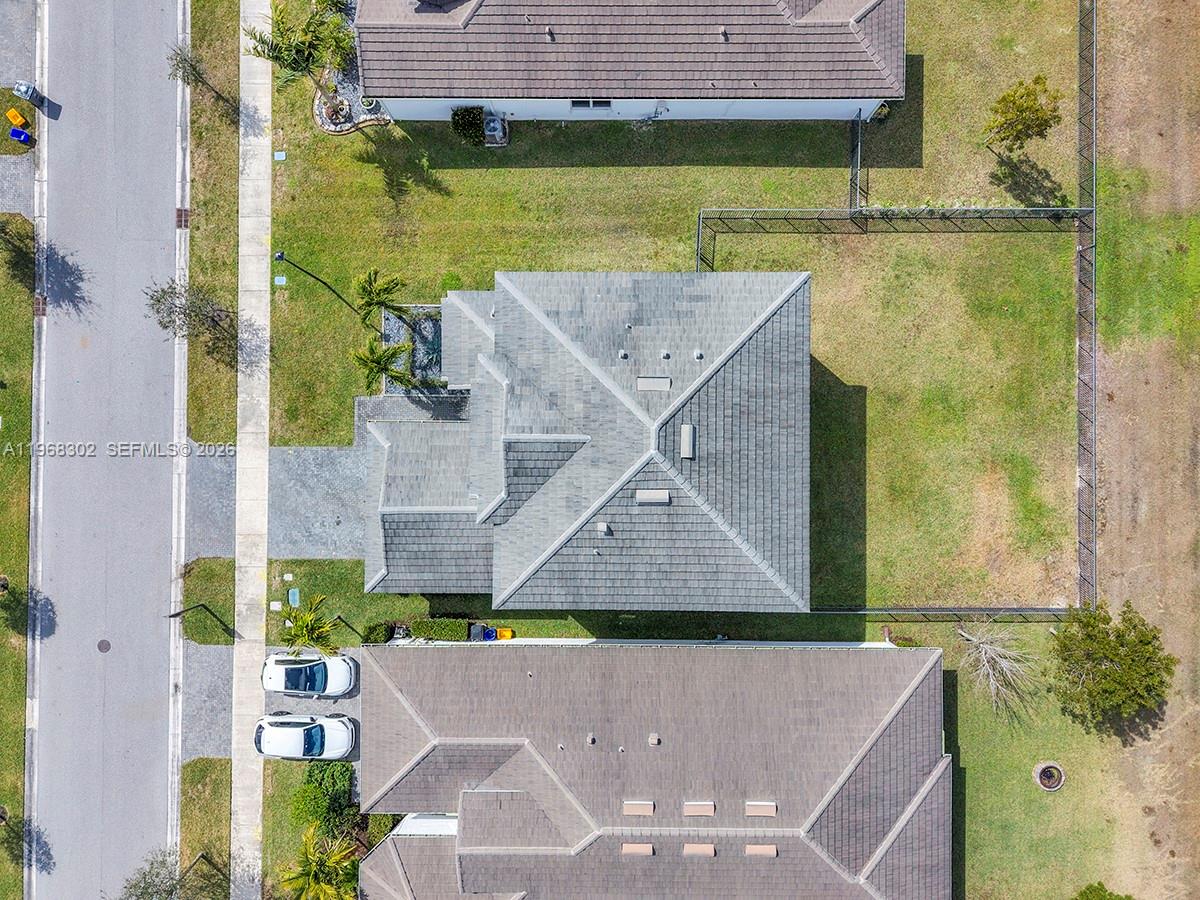 GROVES OF WESTLAKE - Residential