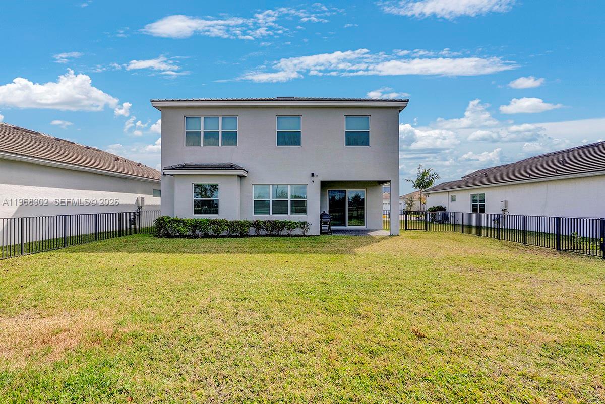 GROVES OF WESTLAKE - Residential