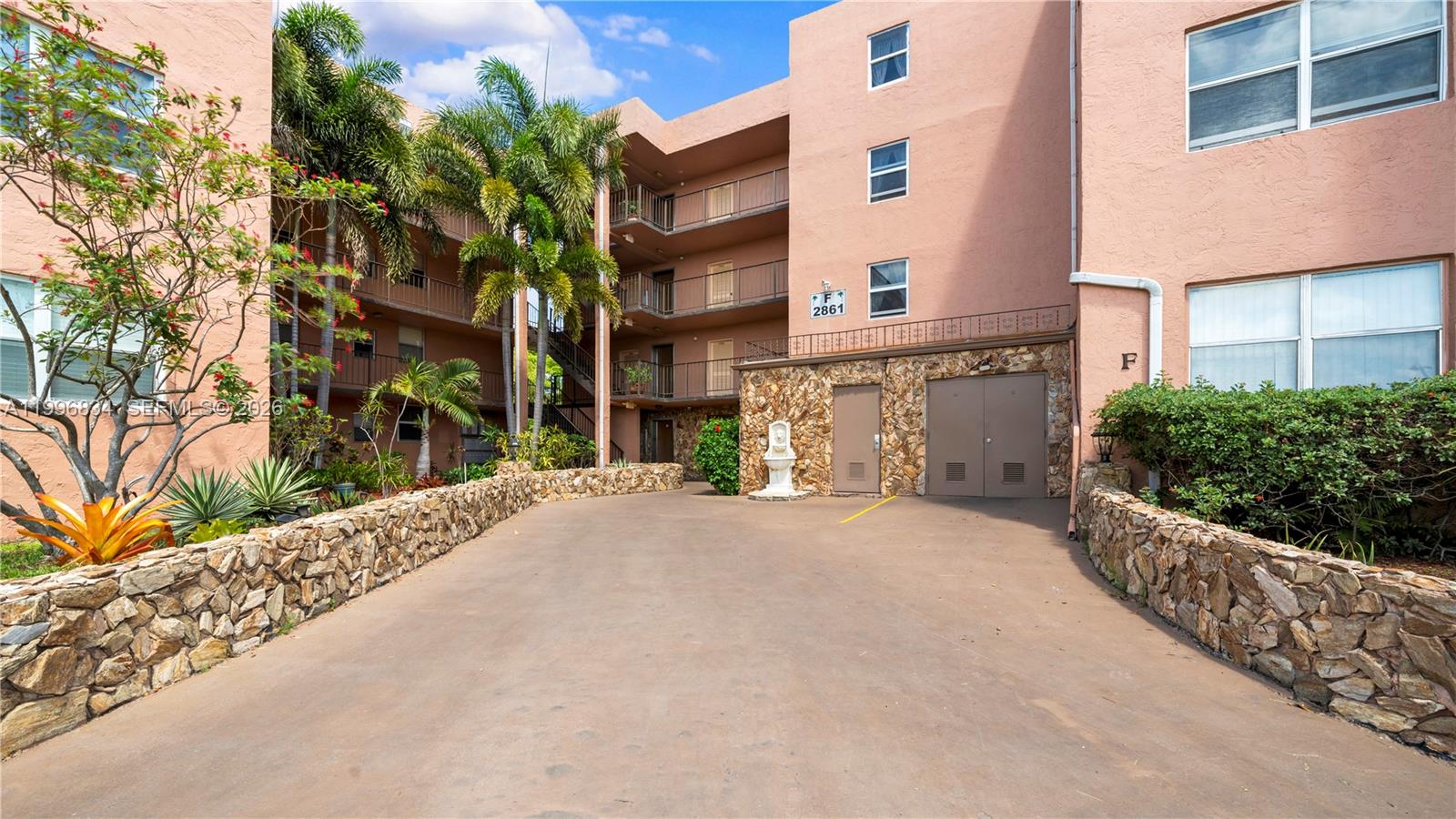 SOMERSET NO SIX CONDO - Residential