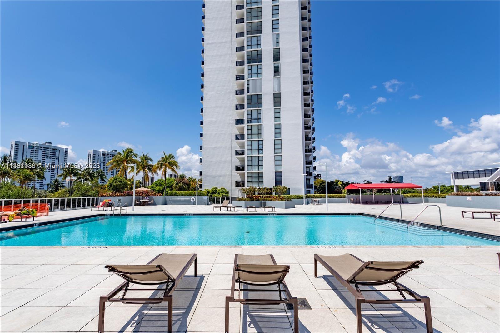 AVENTURA ELDORADO CONDO - Residential