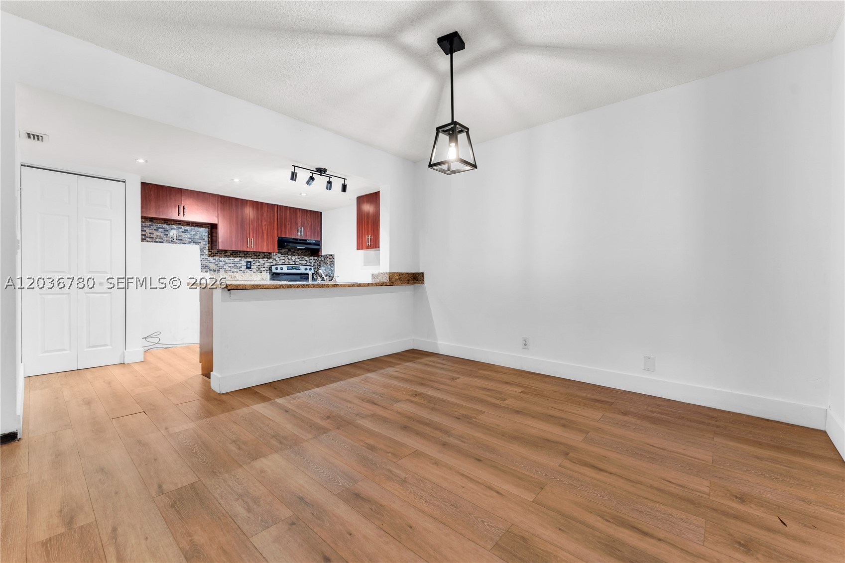 BLUEBERRY HILL IV CONDO - Residential