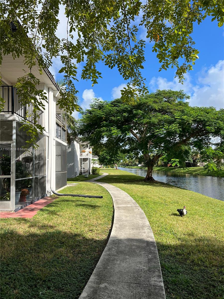KENDALL ACRES CONDO BLDG - Residential Lease