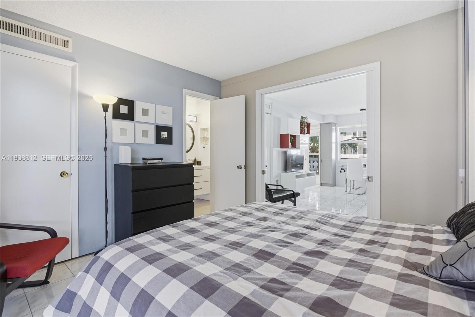 AMBASSADOR SOUTH CO-OP - Residential
