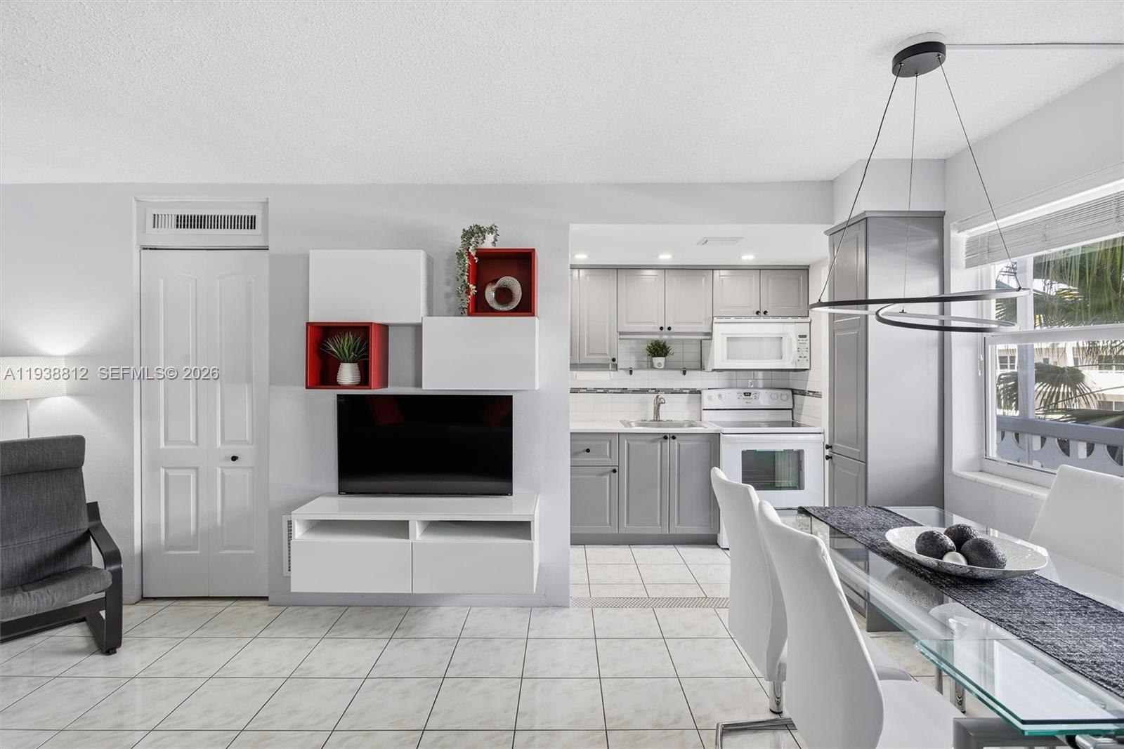 AMBASSADOR SOUTH CO-OP - Residential