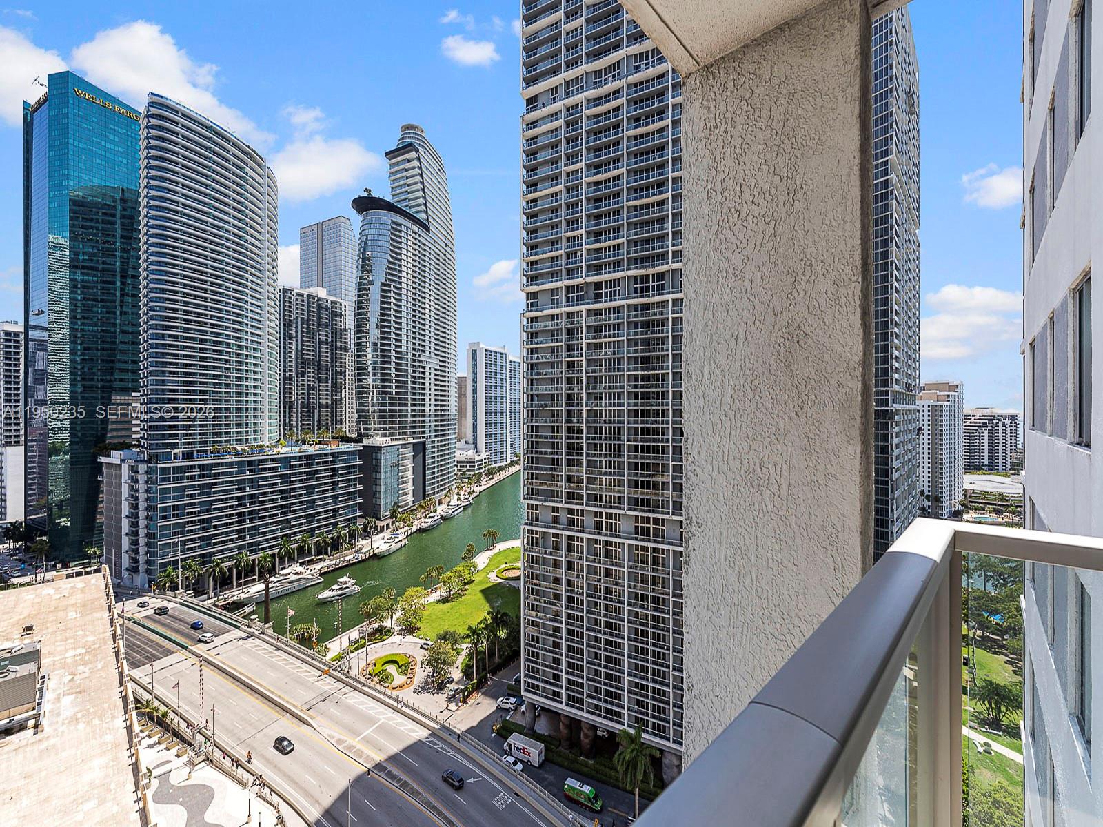 500 BRICKELL EAST CONDO - Residential