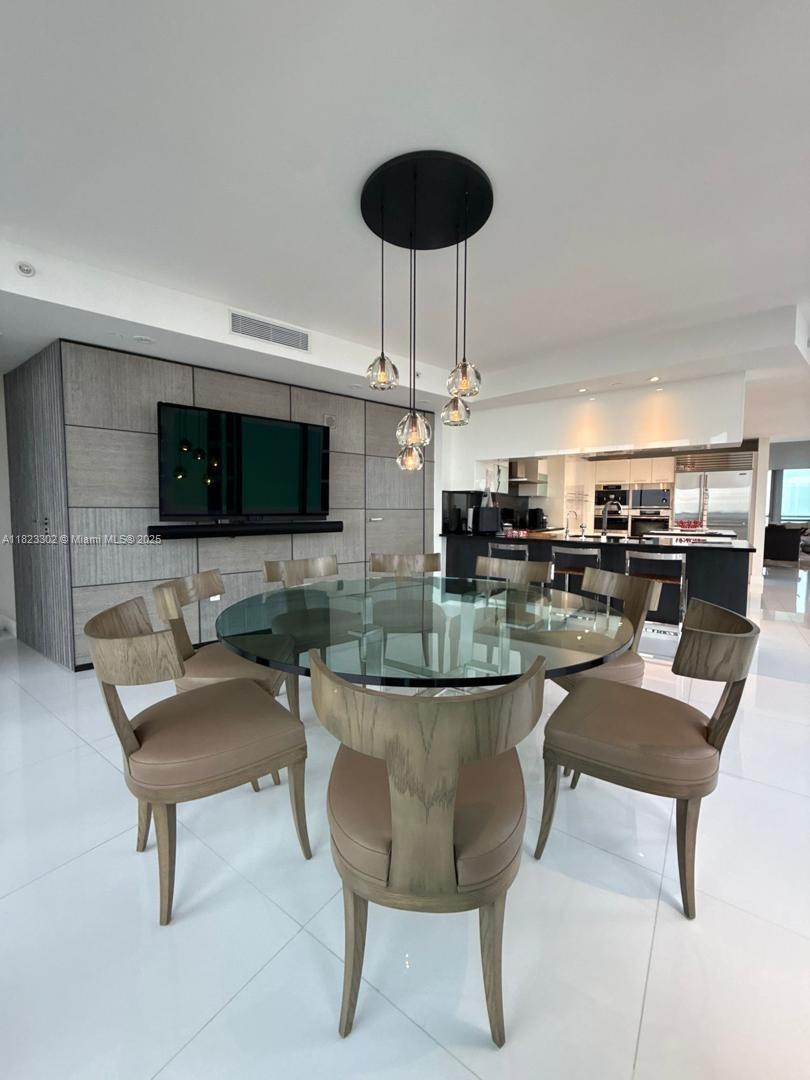 JADE OCEAN CONDO - Residential